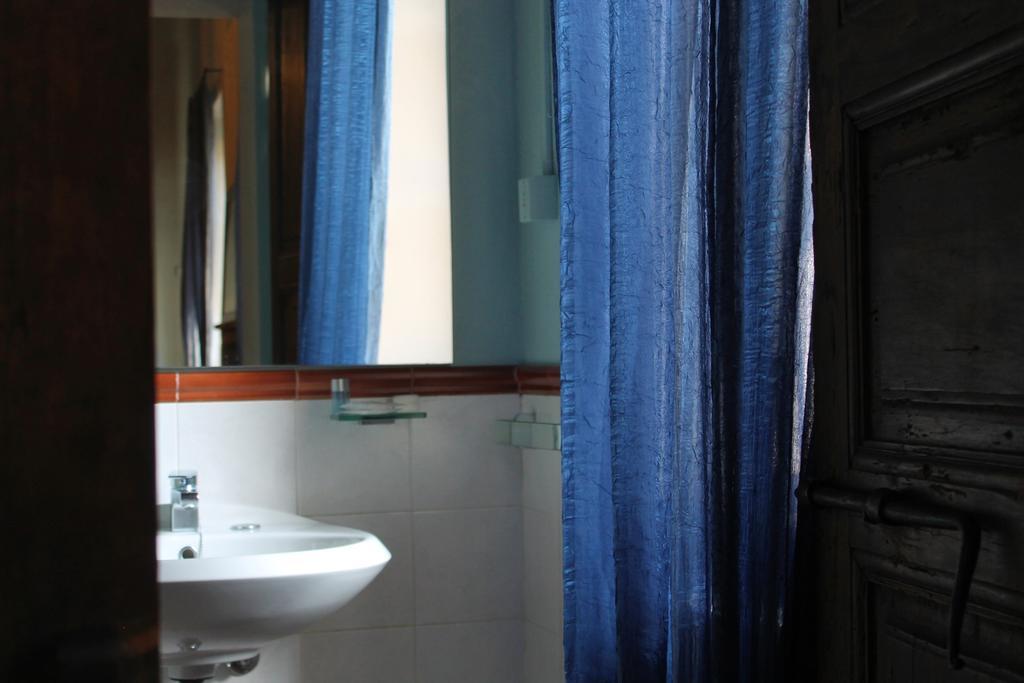 Room And Breakfast Torre Felino Room photo