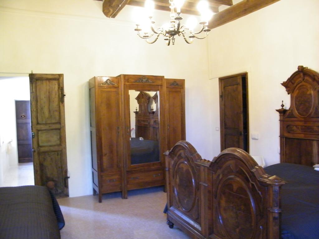 Room And Breakfast Torre Felino Exterior photo