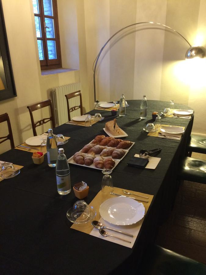 Room And Breakfast Torre Felino Exterior photo